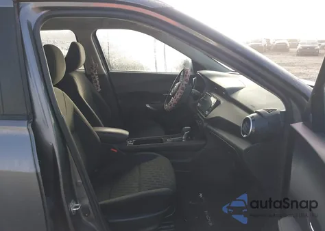 2021 Nissan Kicks Sv Xtronic Cvt from USA, damaged, VIN 3N1CP5CV3ML533100